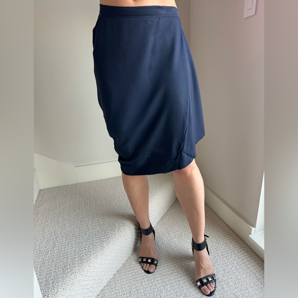PROVOCATION Midi Skirt